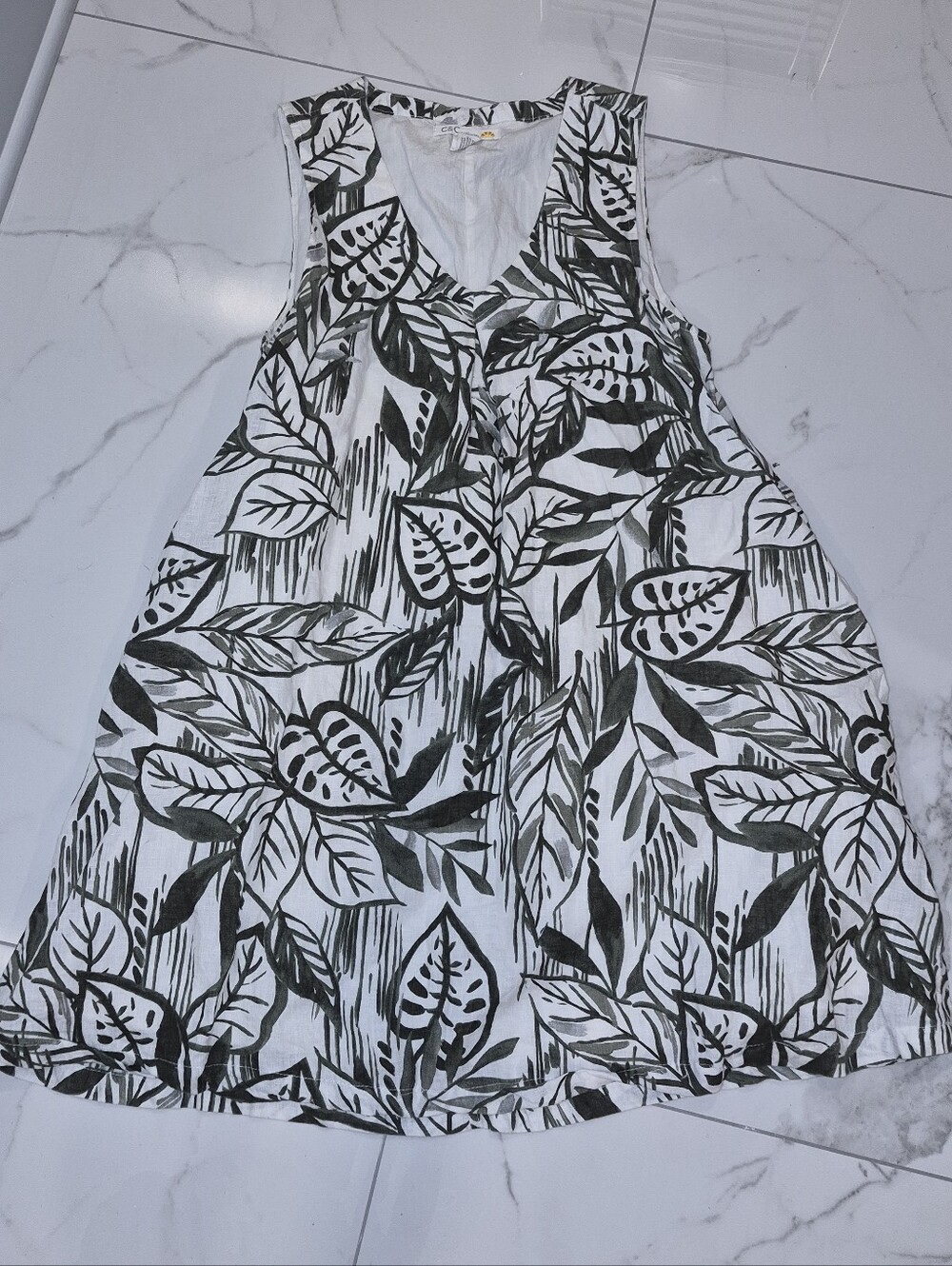 C&C California White Dress with Olive Green Leaf Print